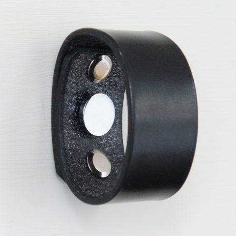 Palmera Ring Black Leather Door Pull 